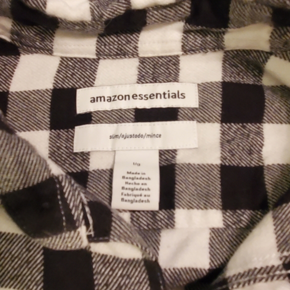 Amazon essentials plaid button up - Picture 2 of 3